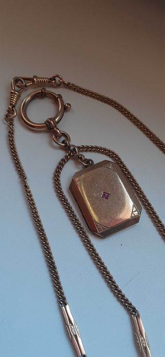 Dewizka z sekretnikiem złota-pozłacana do zegarka kieszonkowego.