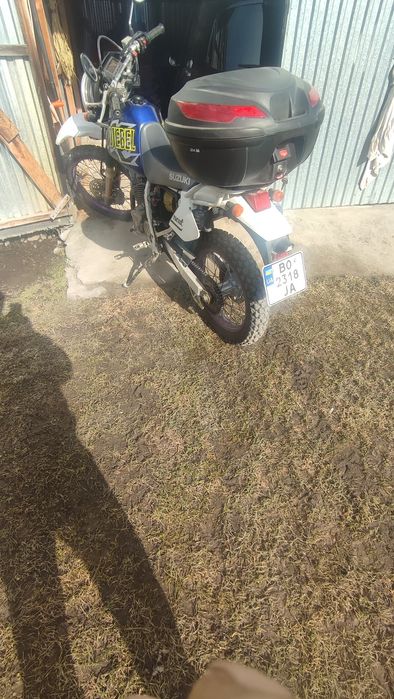 Suzuki djebel 250