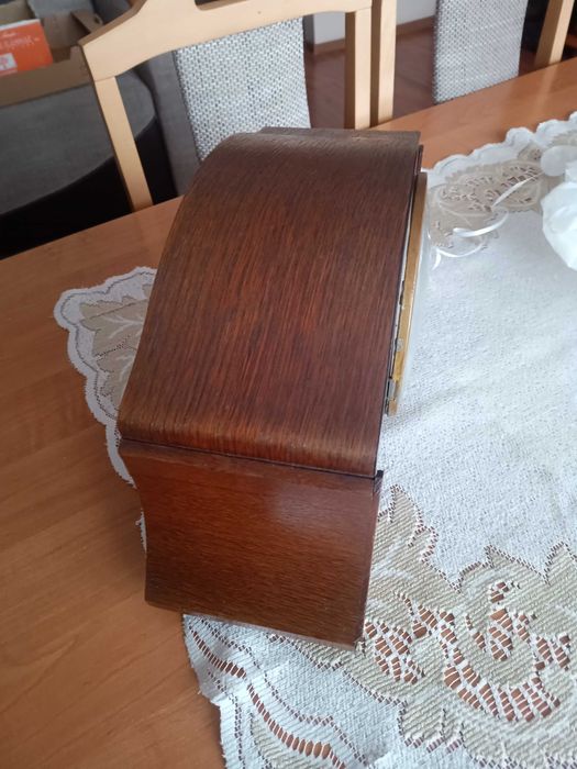 Kominkowy zegar wahadłowy Junghans