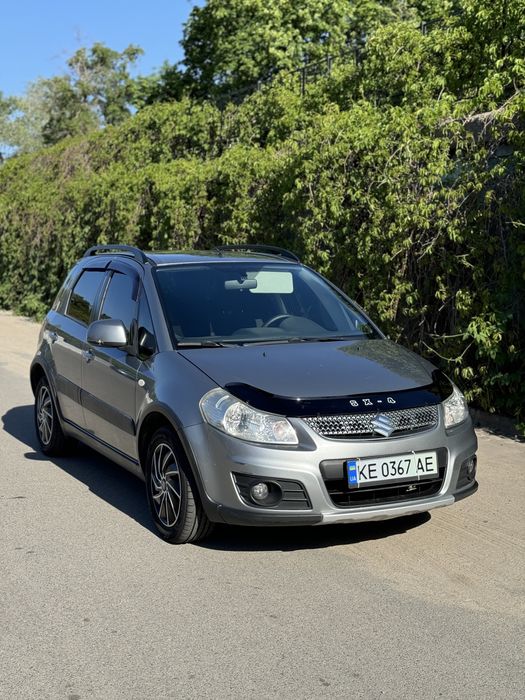 Автомобіль Suzuki sx 4 2011