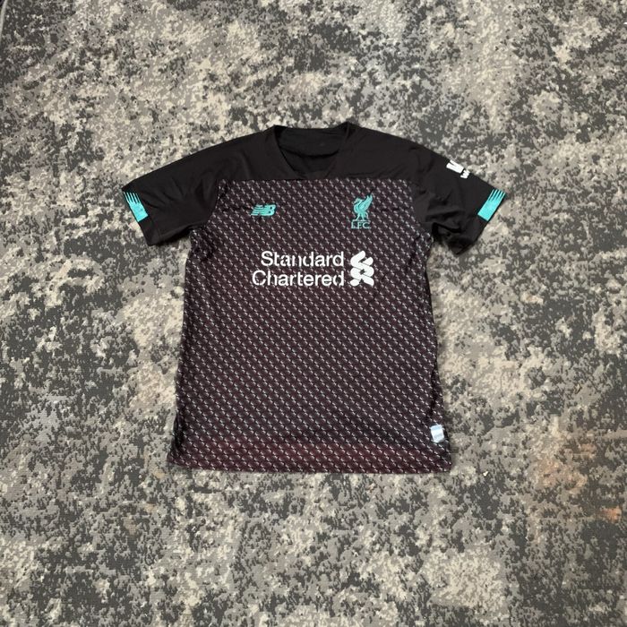 Продаю спортивні Футболки