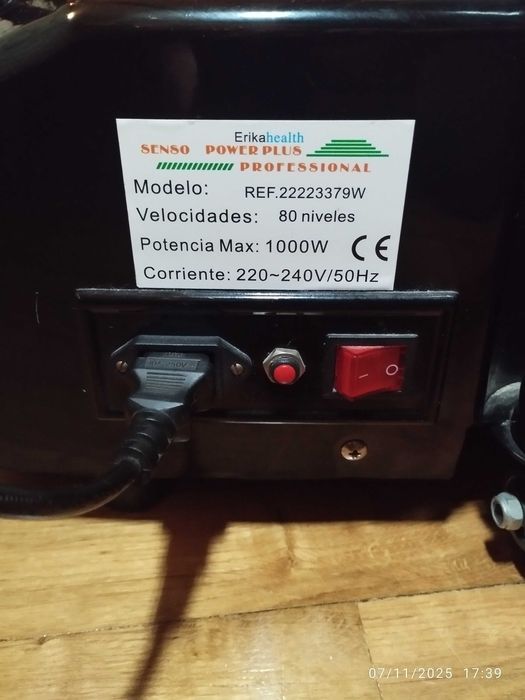 Plataforma vibratória Erika Health Sensor Power Plus Professional