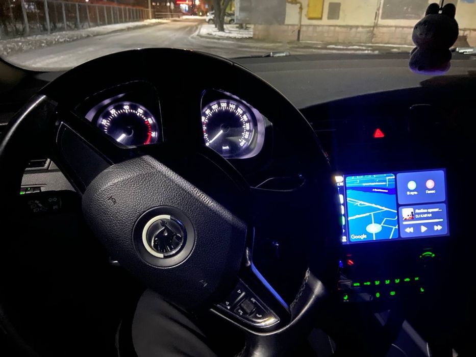 Продам 2-din магнитолу на Андроид Resonance 9M 150L 2Gb+32Gb