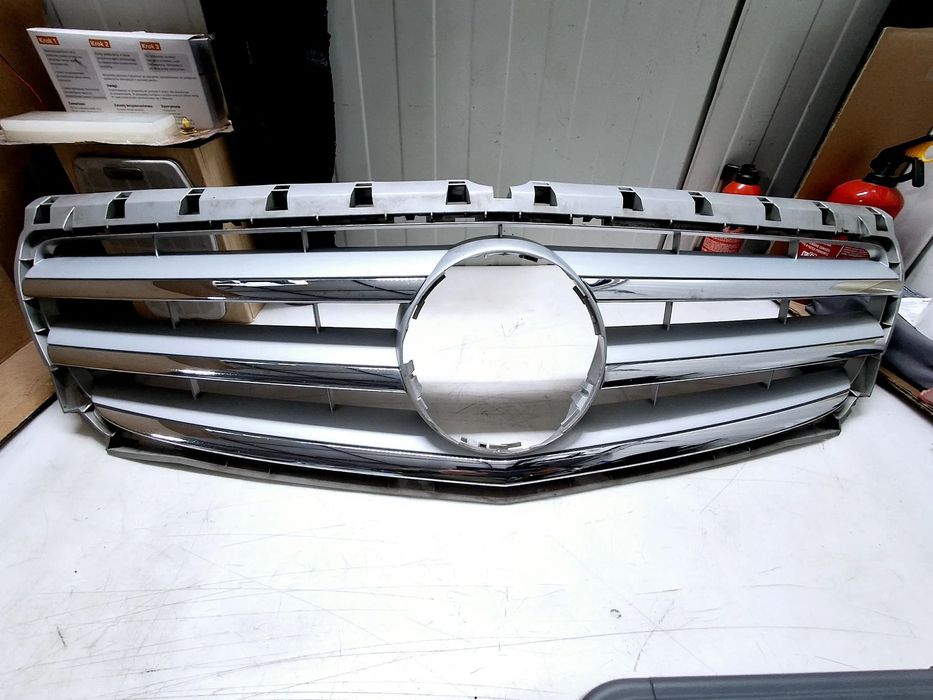 MERCEDES B-KLASA W246 GRILL 2011-2014 ROK A2468880160