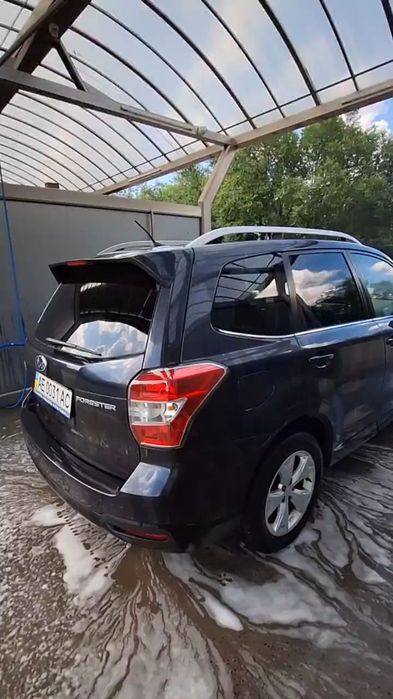 Subaru Forester 2014 г.в., серый цвет