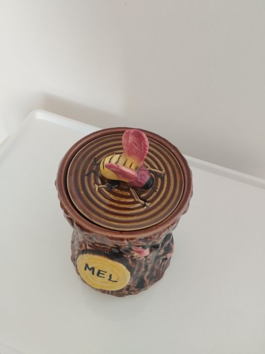 Pote de Mel em faiança portuguesa — F. Subtil