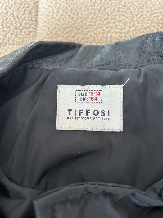Casaca preta Tiffosi 13-14 anos