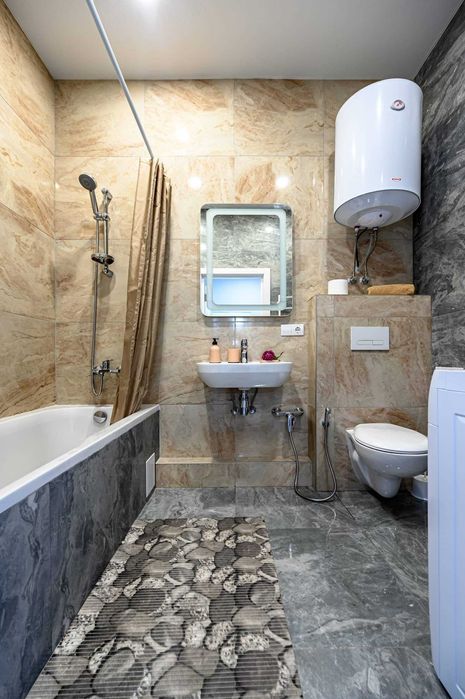 Аренда апартаментов посуточно Новострой в центре города/6013