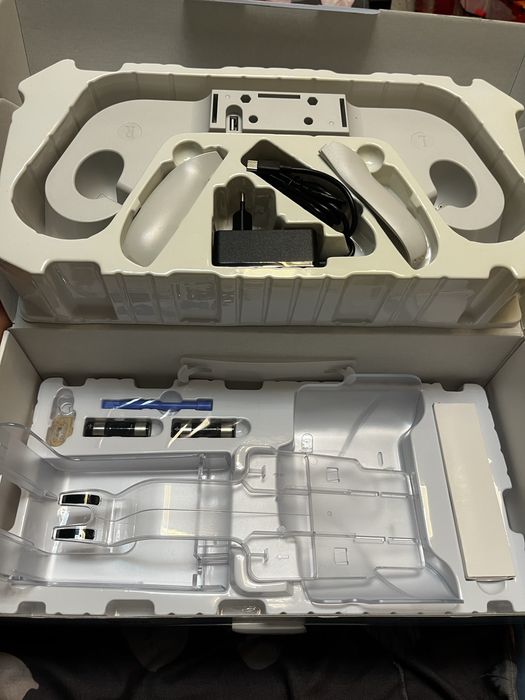 Док-станція NEXiGO для Meta Quest 2 — зарядка шолома і контролерів