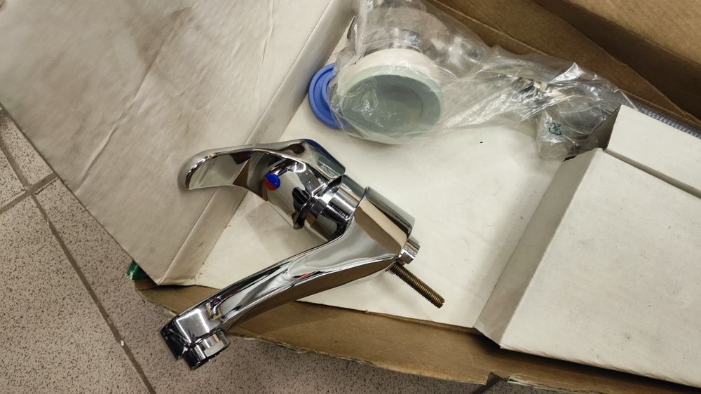 Sprzedam kran baterie