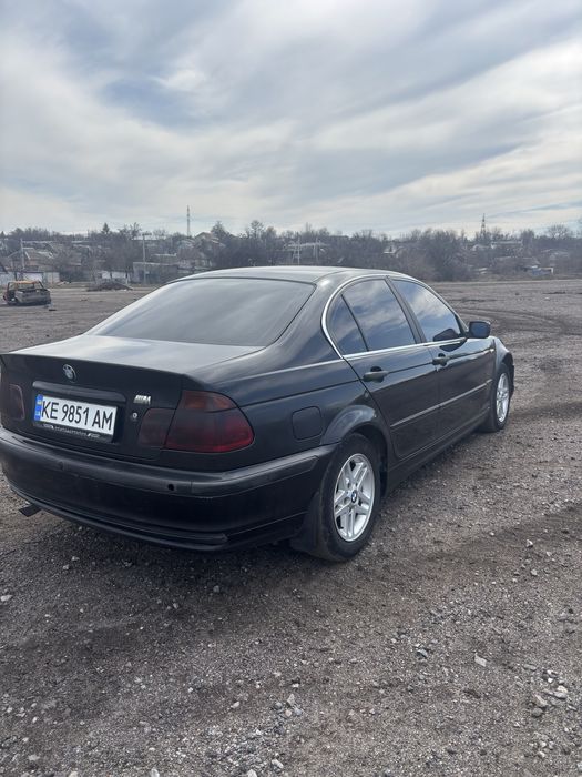 Продам БМВ е46..