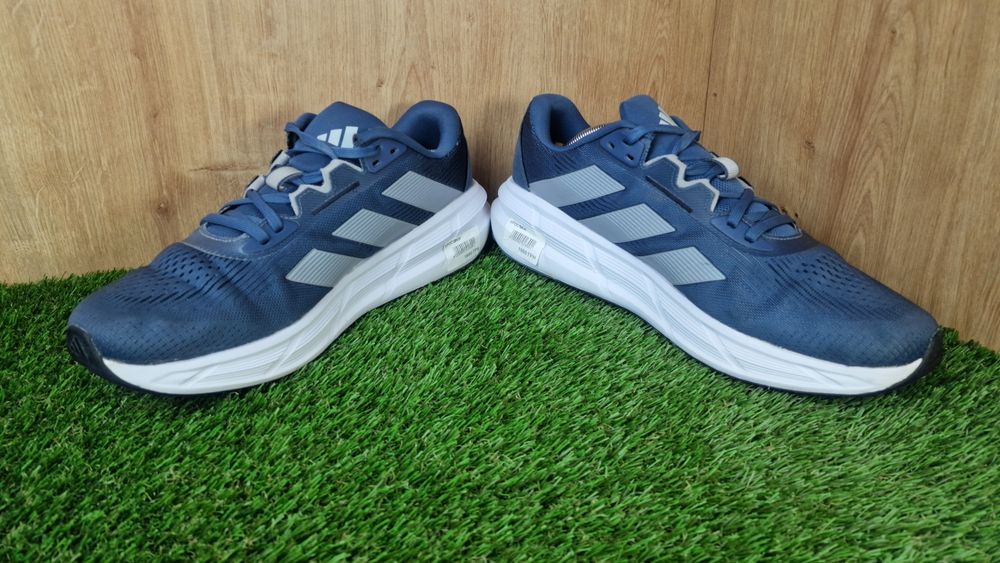 Adidas Questar 3 Running. Розмір 47 1/3