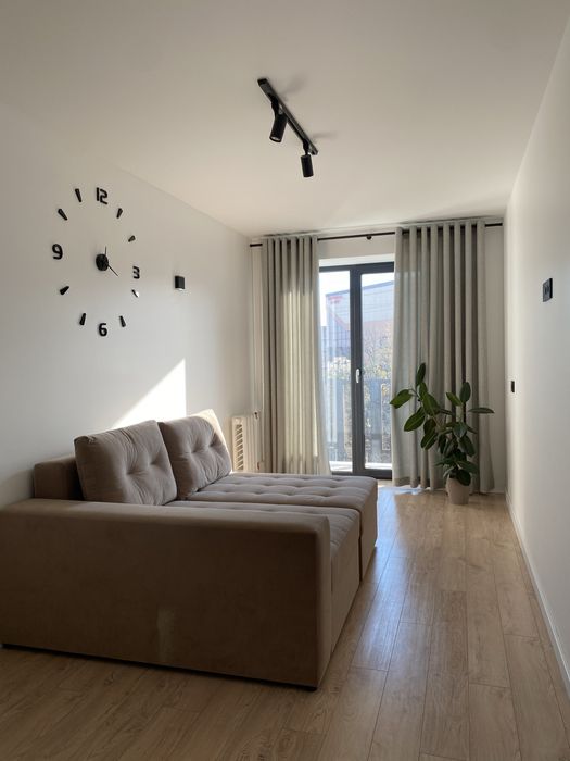 Здам по-добово  дво кімнатні апартаменти на привокзальній площі