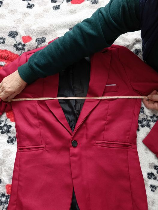 Чоловічий класичний костюм