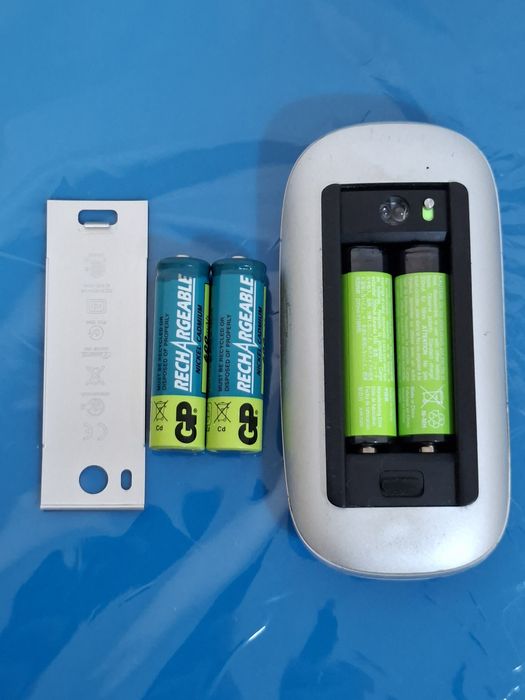 Apple Magic Mouse com Superfície Multi‑Touch Branco + Oferta