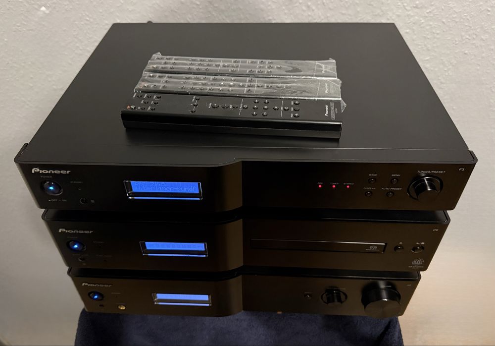 PIONEER HI-END - 2 generacja  — A-A6-J, F-F3-J, PD-D6MK2-K SACD Player