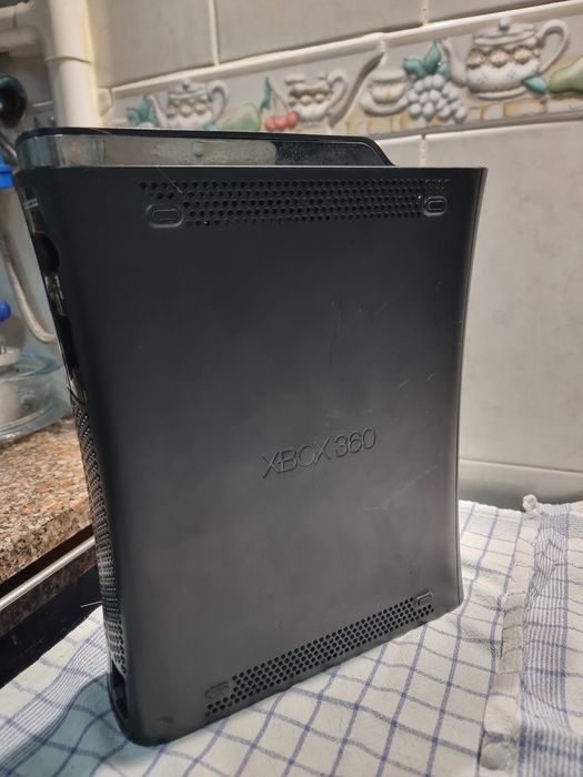 XBOX360 mais 3 jogos