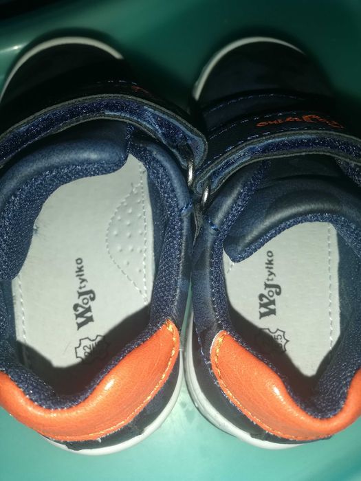 Sprzedam buty wojtyłko rozmiar 22