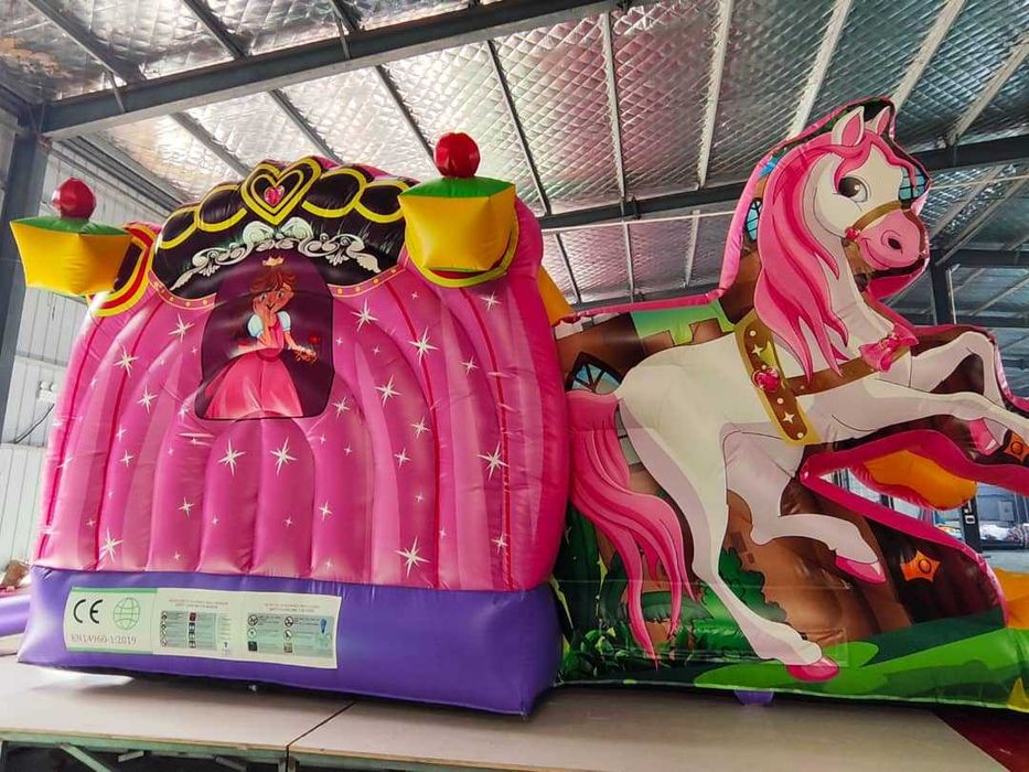 Insuflável Carrossel das Princesas! (novo)