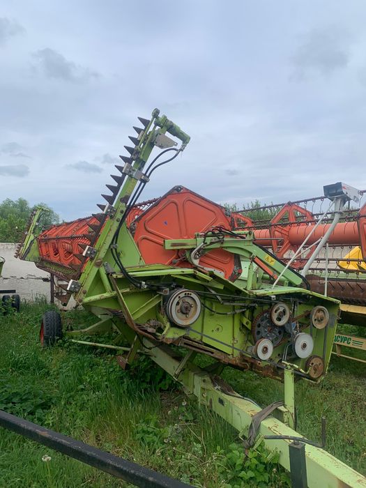 Продається зернова жниварка Claas