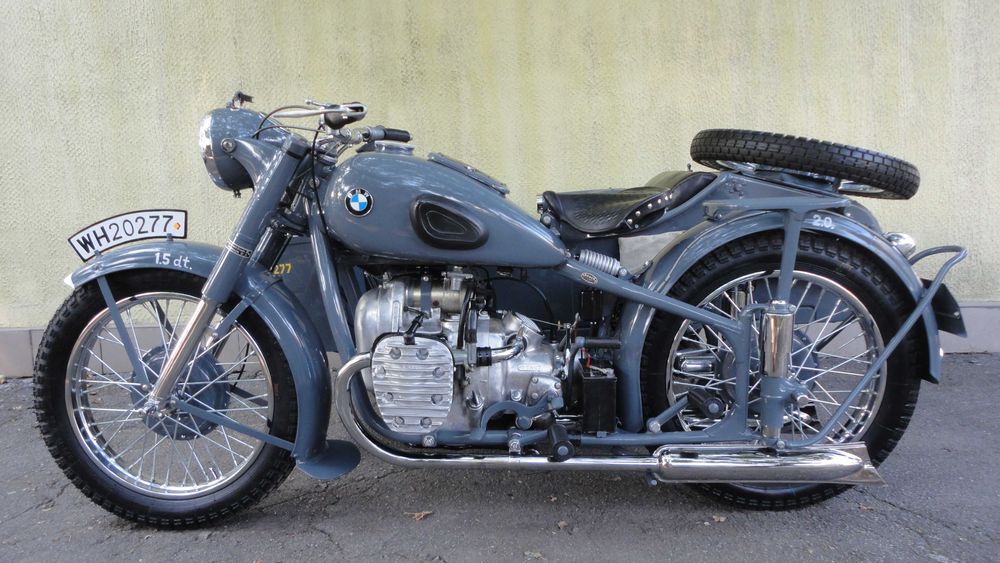 Мотоцикл М-72 1953 год.