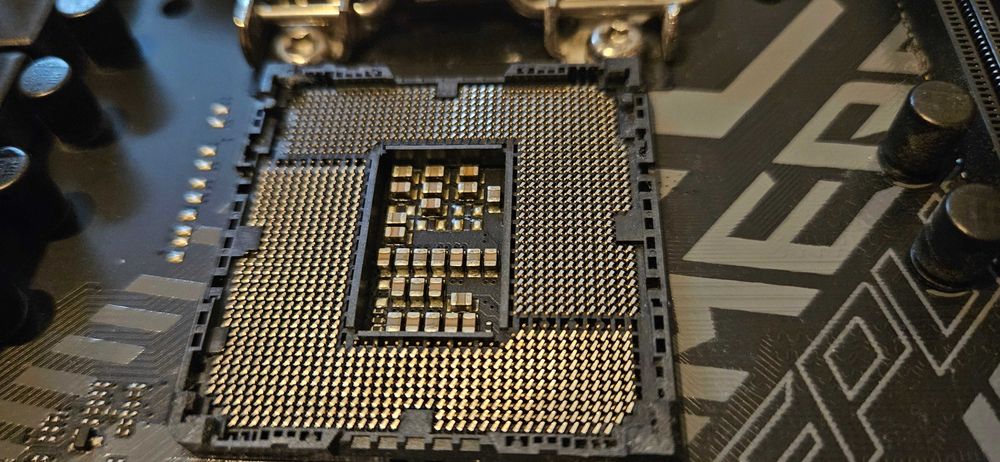 Płyta główna ASUS rog strix B360-F gaming