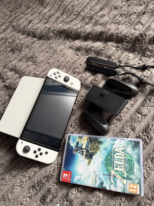 Nintendo Switch Oled biale