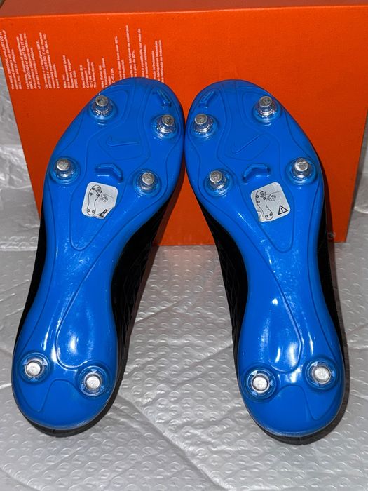 Chuteira Nike Tiempo Legend 8