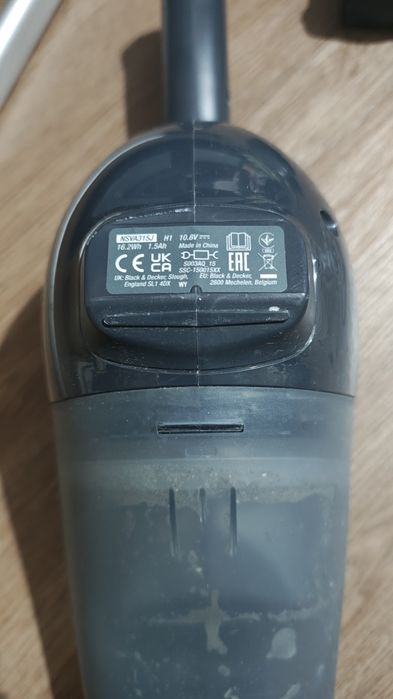 Aspirador Vertical Black+Decker