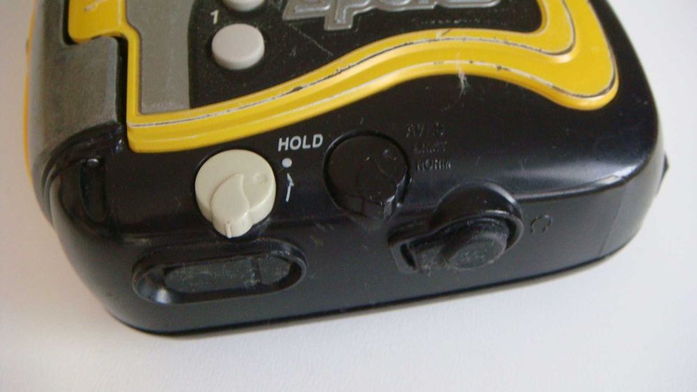 Sony WM-FS220 AM/FM Radio Cassette Player Mega Bass Sports Walkman