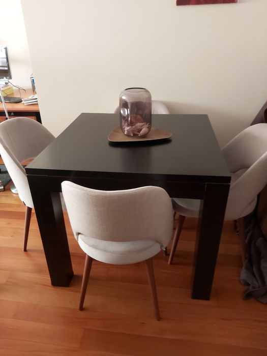 Mesa de sala 90x90 cm