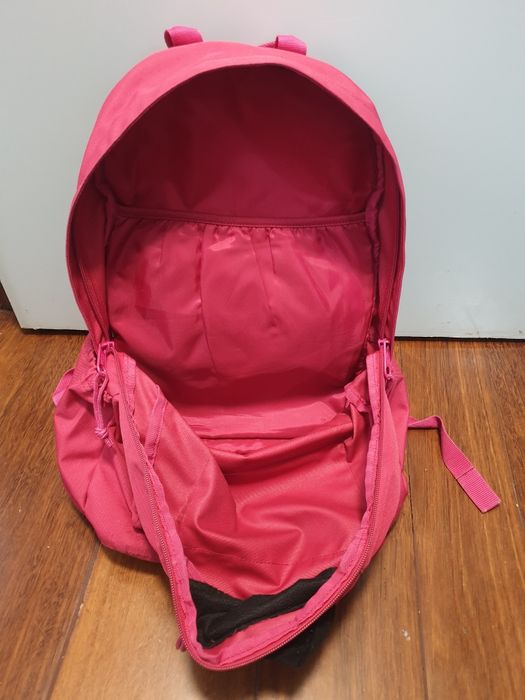 Conjunto mochila e 2 estojos Eastpak