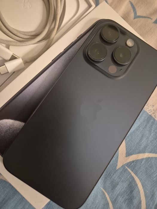 Iphone 15 pro etui apple