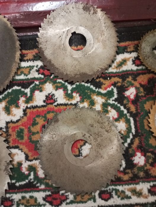 Фрези по дереву б/в