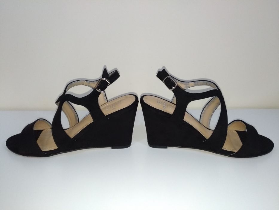 Ténis e sandálias 36 e 37 e 38