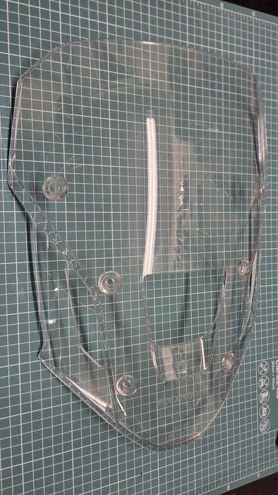 Szyba crf1100 rok 2024