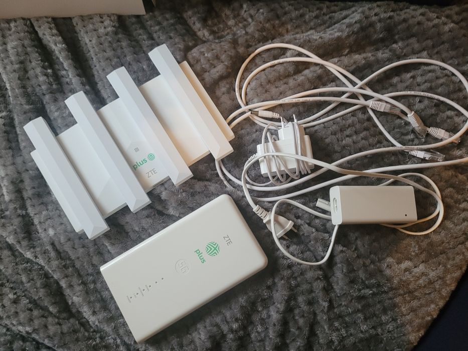 Modem ZTE MC889 + router Wi-Fi ZTE T3000