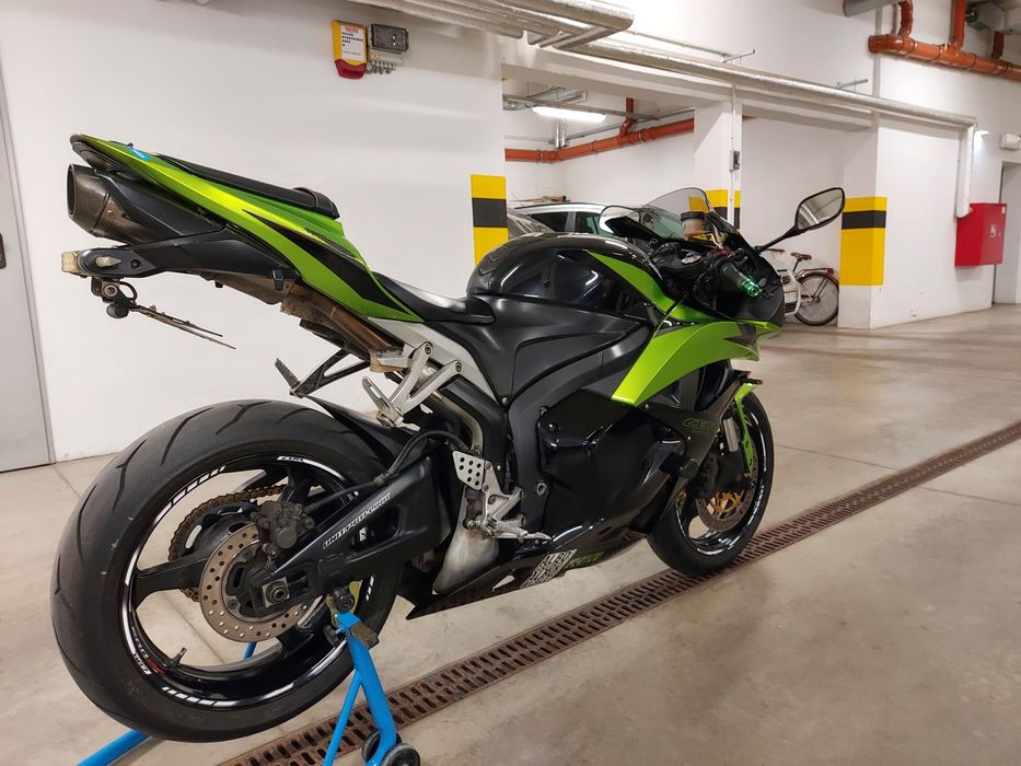 Honda cbr 600rr pc40