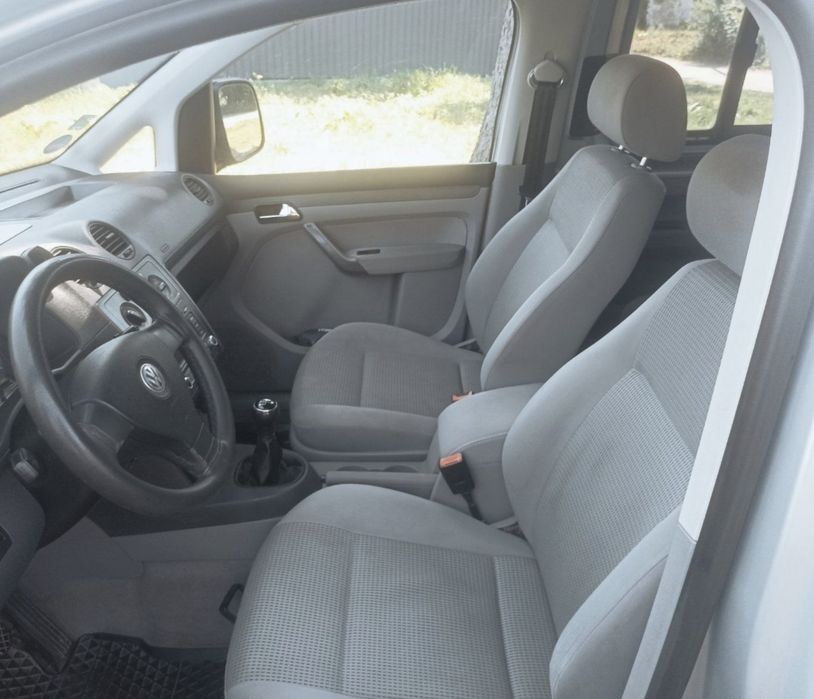 Volkswagen Caddy life пассажир с завода