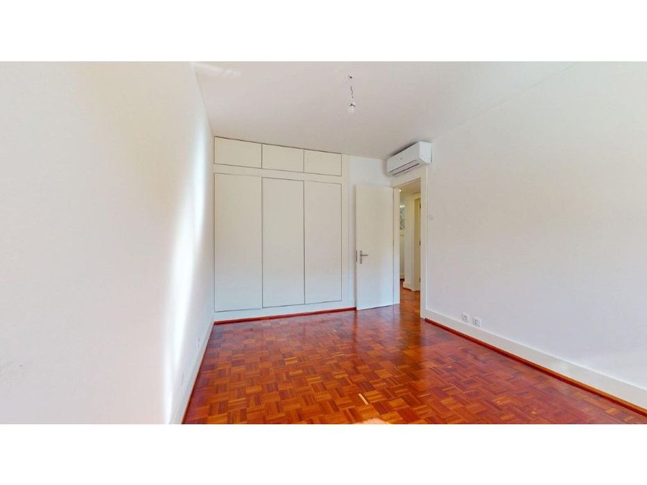 Moradia T4+1 em Belém