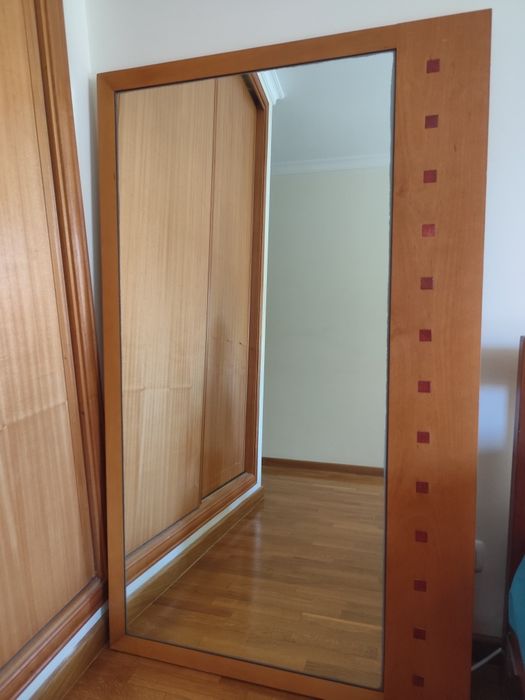 Espelho de Madeira64752182238083121