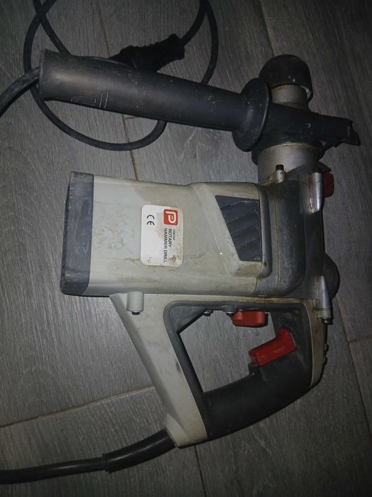 Młotowiertarka SDS 1050W. 5,0 j
