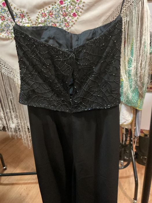 Vestido de noite trabalhado preto t.10