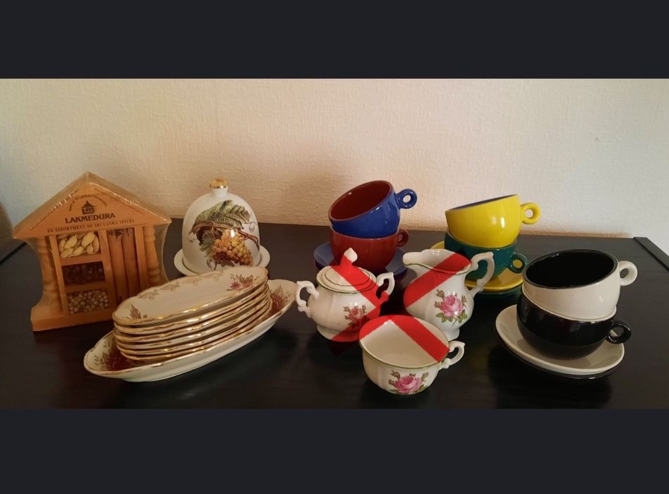 Продаються кофейні набори  та іінше