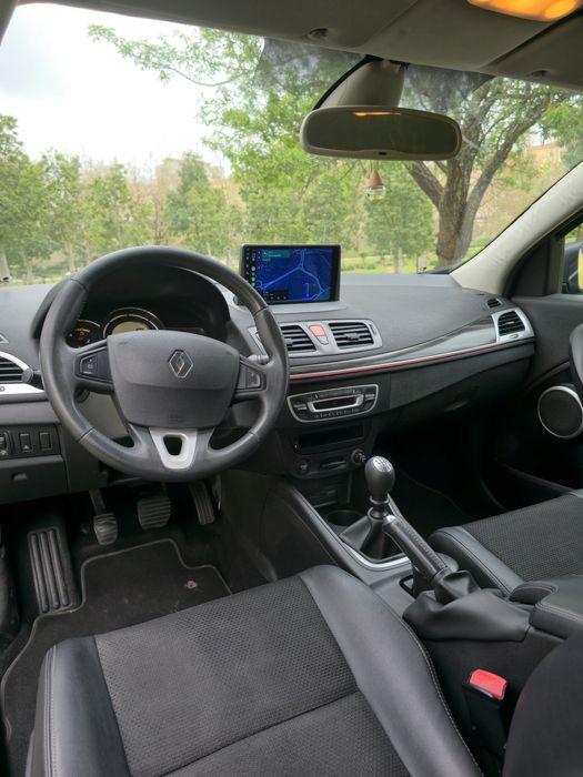 RENAULT Megane III Grandtour 1.5 dCi Diesel 110 cv

Dies