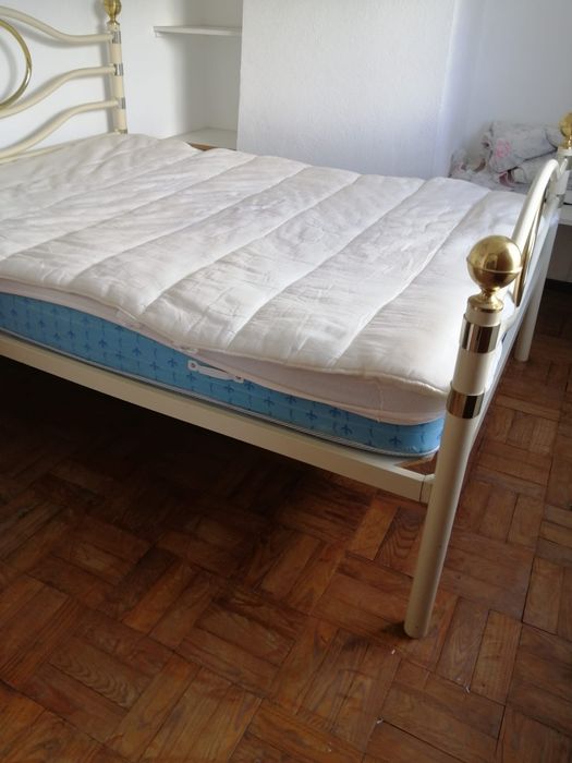Cama de Casal Vintage