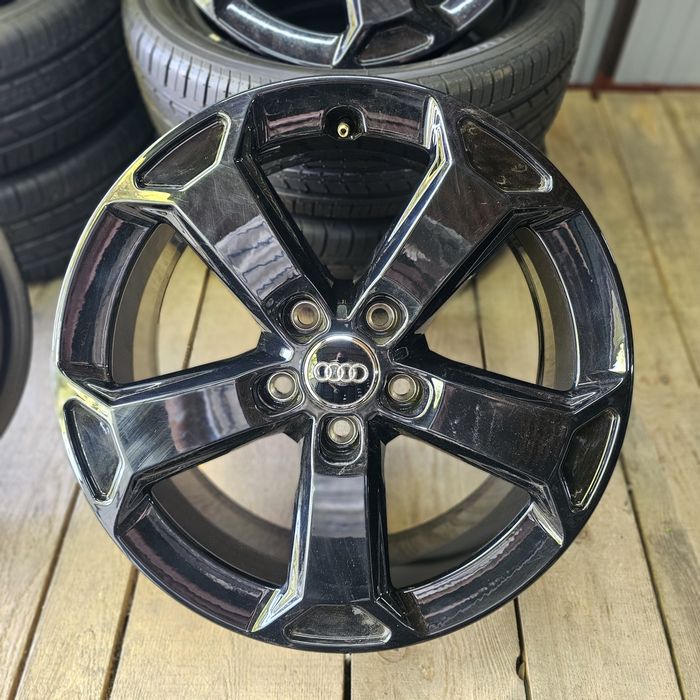 Alufelgi audi 5x112 7jx17 ET45