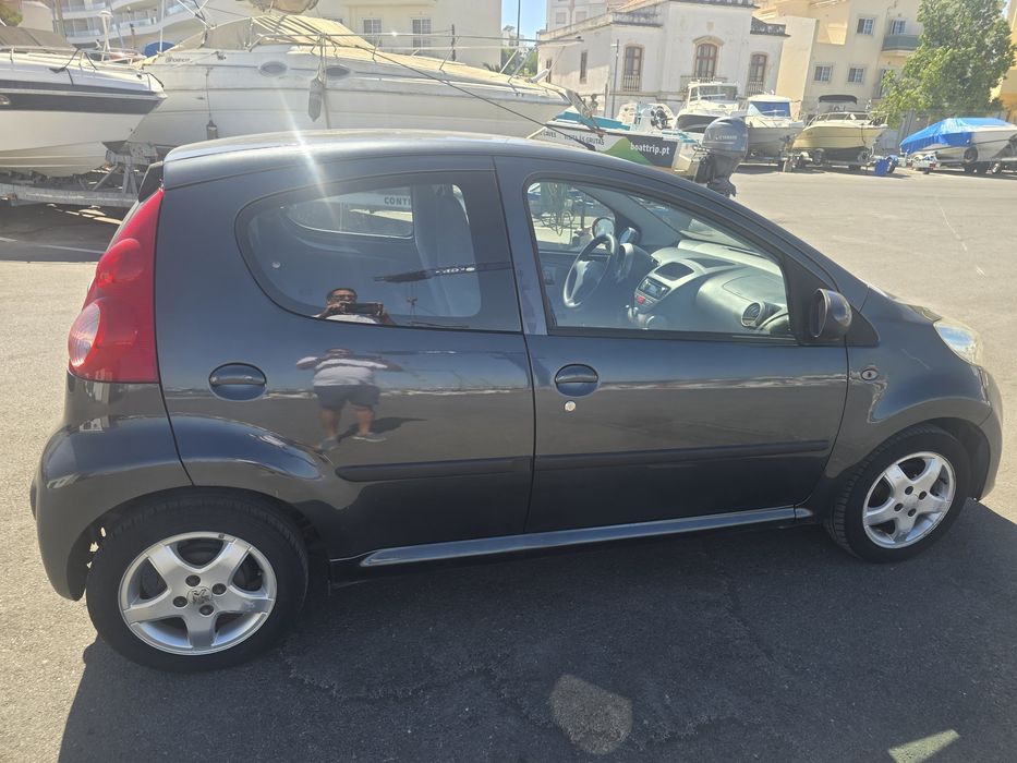 Peugeot 107 1000cc