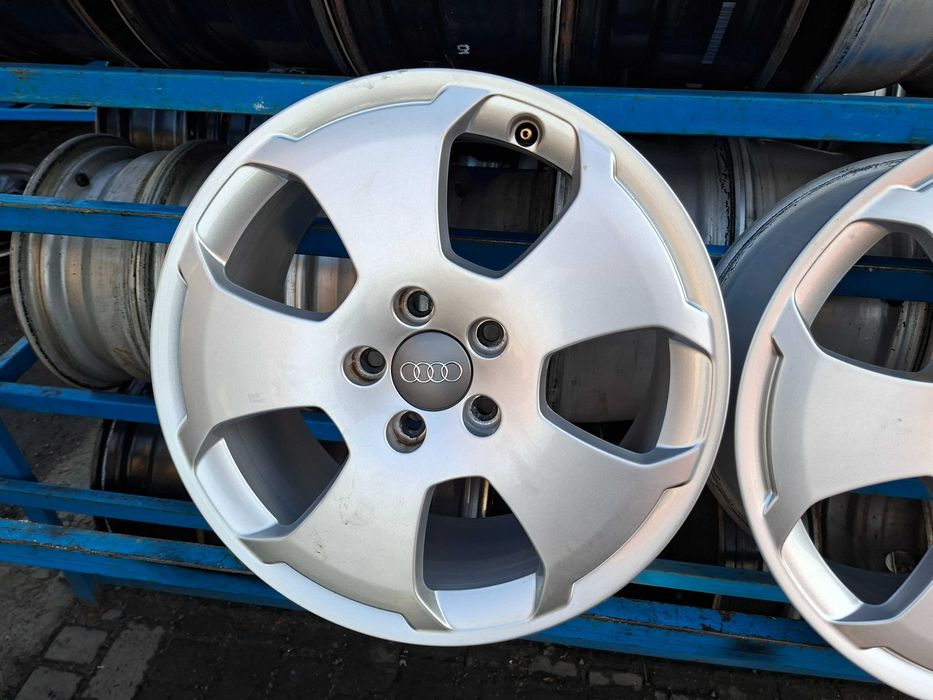 Оригінальні диски Audi 5/112 R17 7,5J ET56 8PO 601 025C.