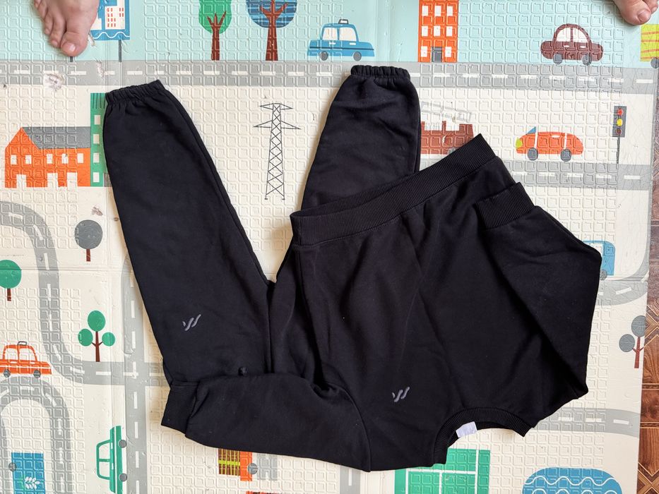 Костюм,світшот і штани Zara 110